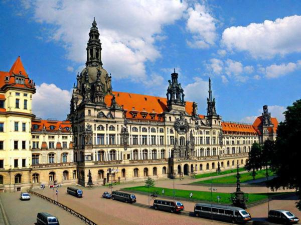 Photos of Dresden Castle Dresden Castle photo